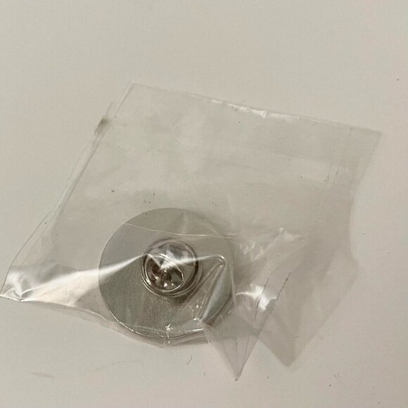 Toronto Raptors Basketball Pin - Picture 6 of 12